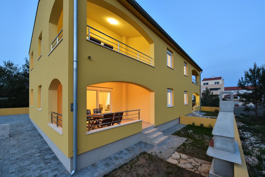 Apartments Ana Врси Екстериор снимка