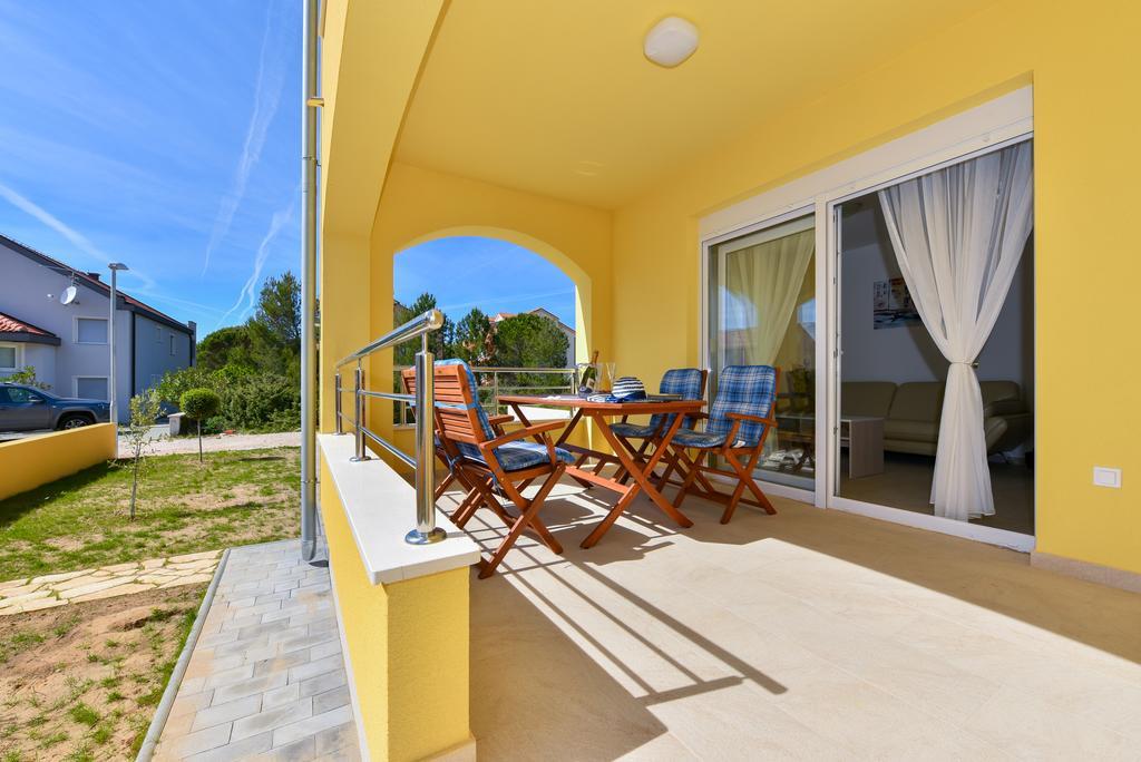Apartments Ana Врси Екстериор снимка