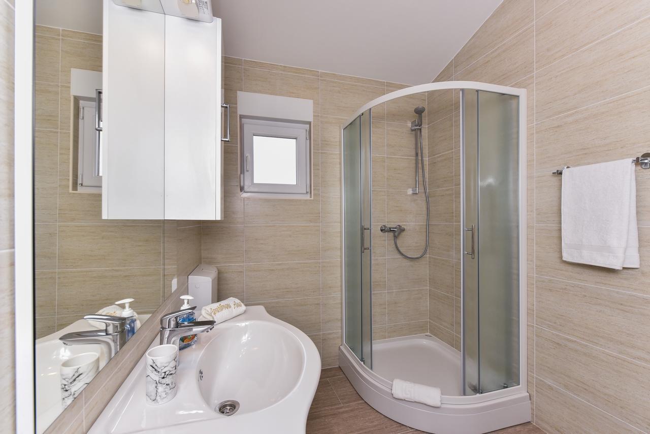 Apartments Ana Врси Екстериор снимка